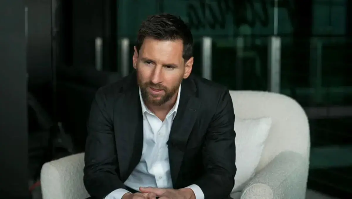 مسی: آرزو دارم به بارسلونا برگردم و در آنجا زندگی کنم